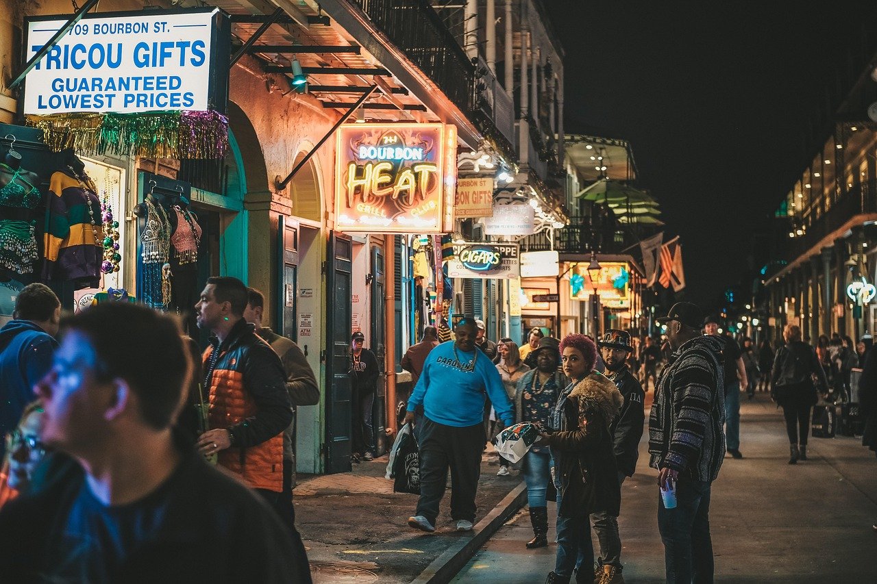 Les marchés nocturnes de Fréjus : jours et horaires d&rsquo;été